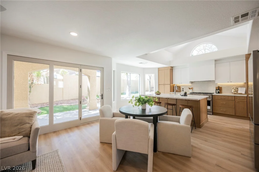 9517 Cynthia Joy, Las Vegas, NV 89134