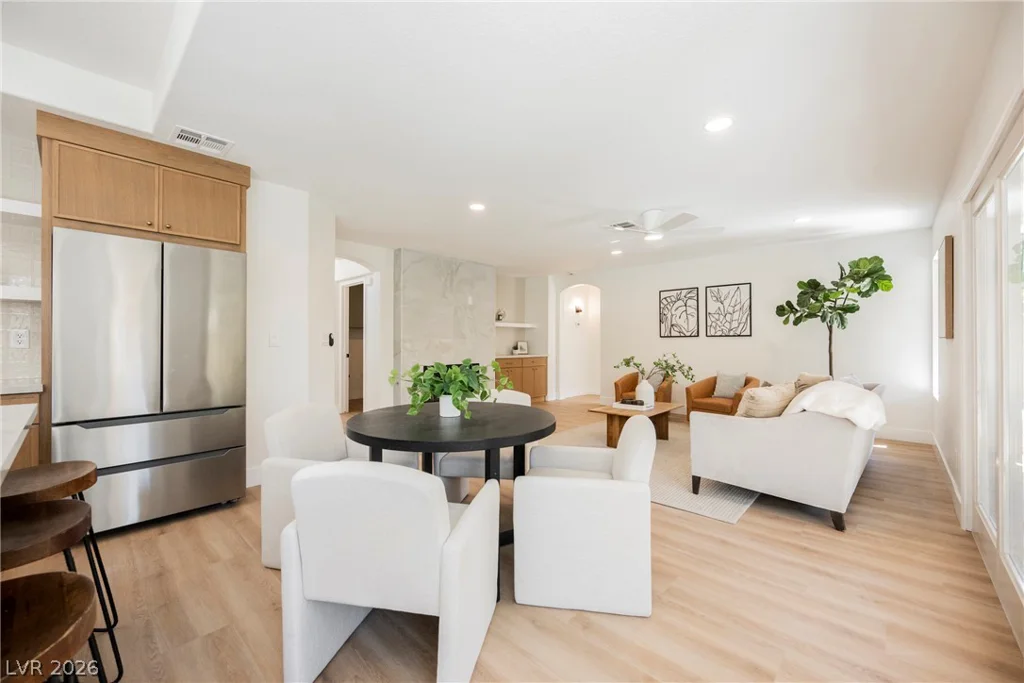 9517 Cynthia Joy, Las Vegas, NV 89134