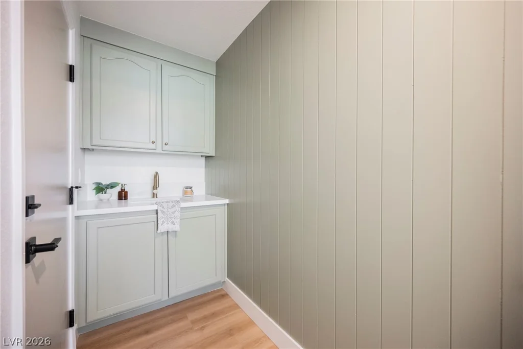 9517 Cynthia Joy, Las Vegas, NV 89134