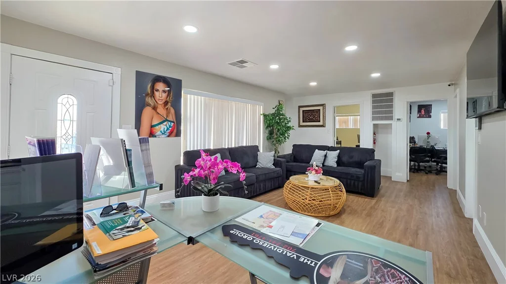 1325 Eastern, Las Vegas, NV 89104