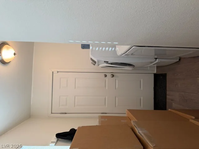 940 Miller, Las Vegas, NV 89106