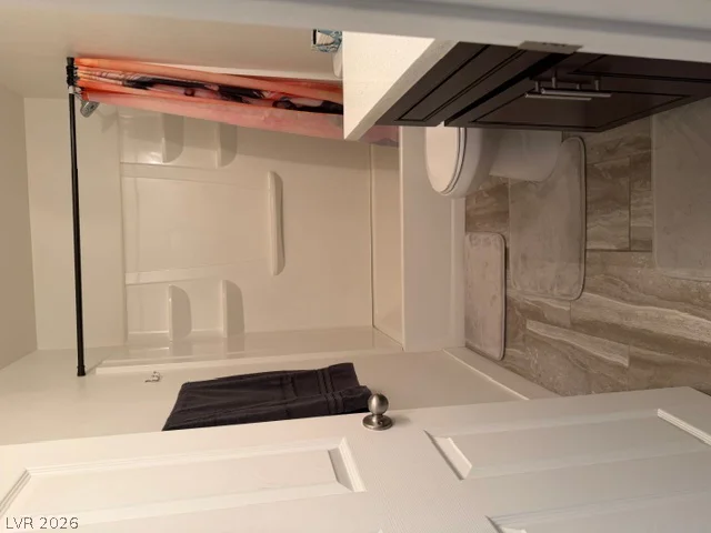 940 Miller, Las Vegas, NV 89106