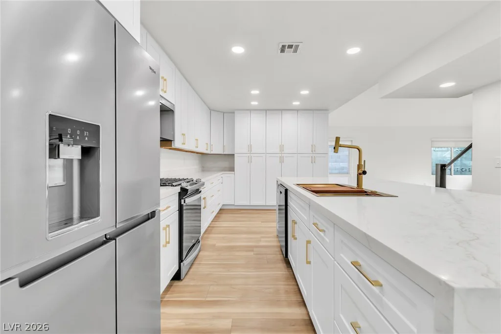 4132 Butterfield, Las Vegas, NV 89103