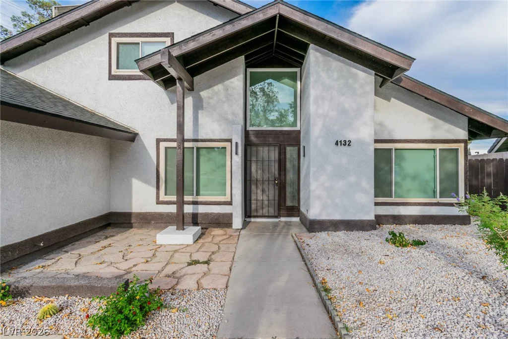 4132 Butterfield, Las Vegas, NV 89103