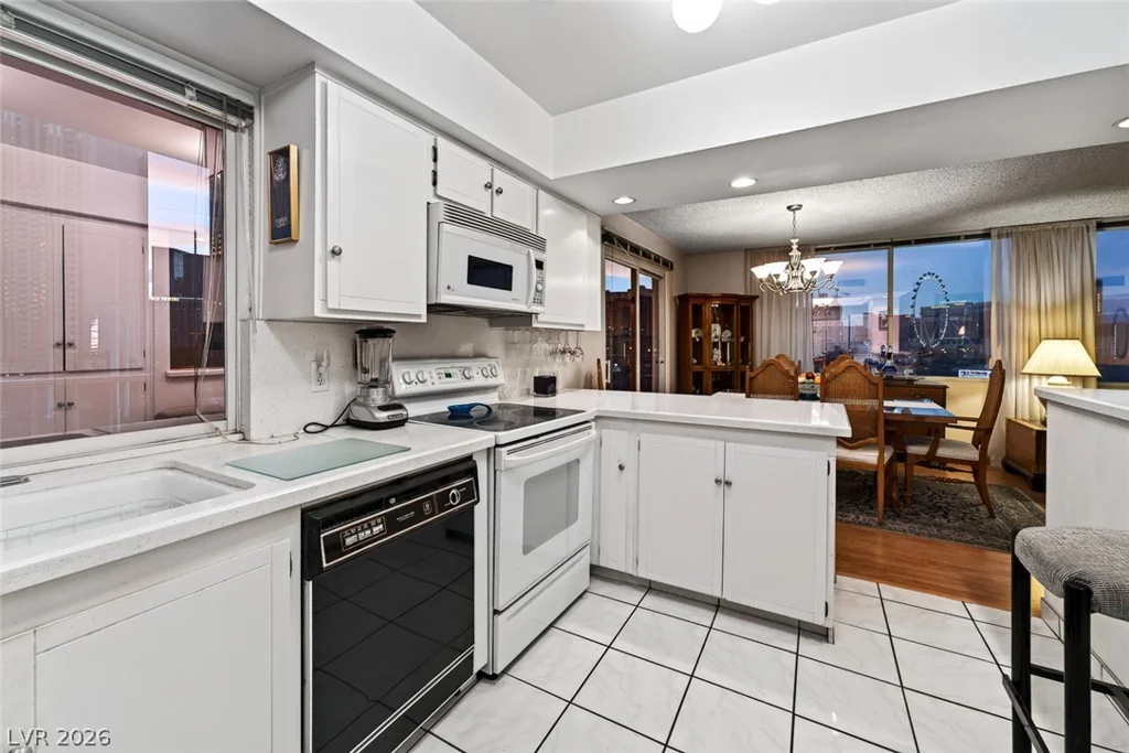 205 Harmon, Las Vegas, NV 89169