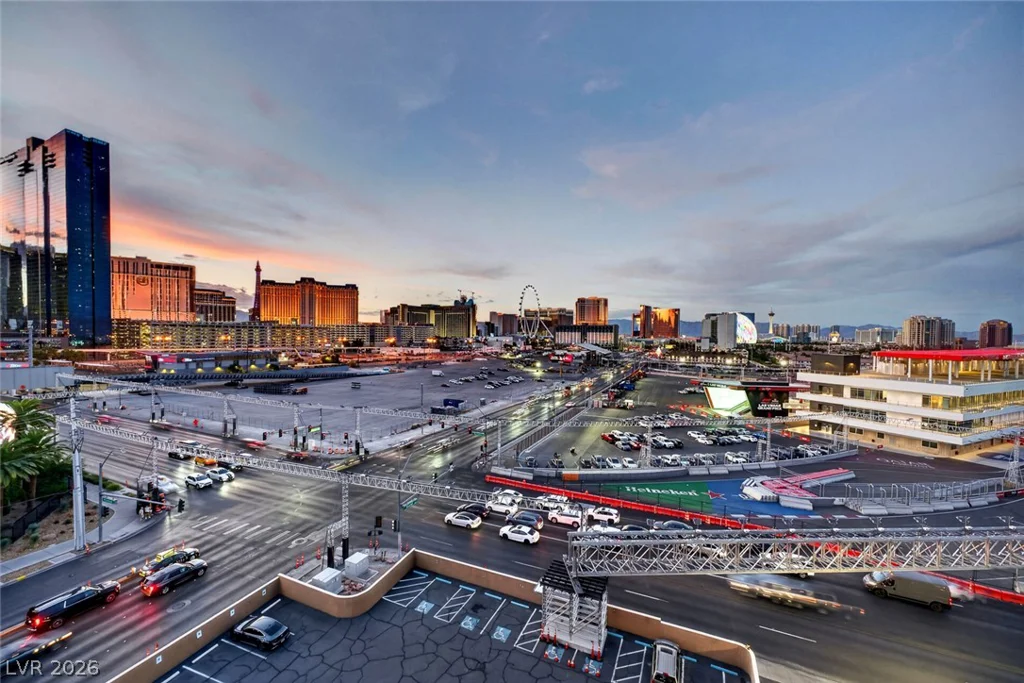 205 Harmon, Las Vegas, NV 89169