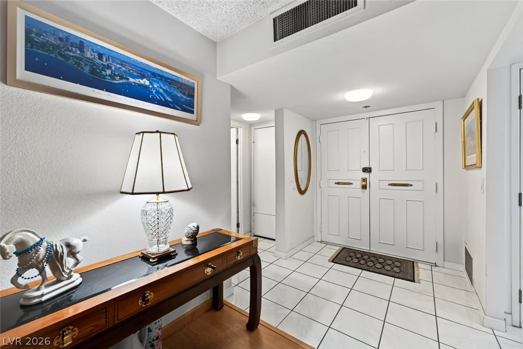 205 Harmon, Las Vegas, NV 89169