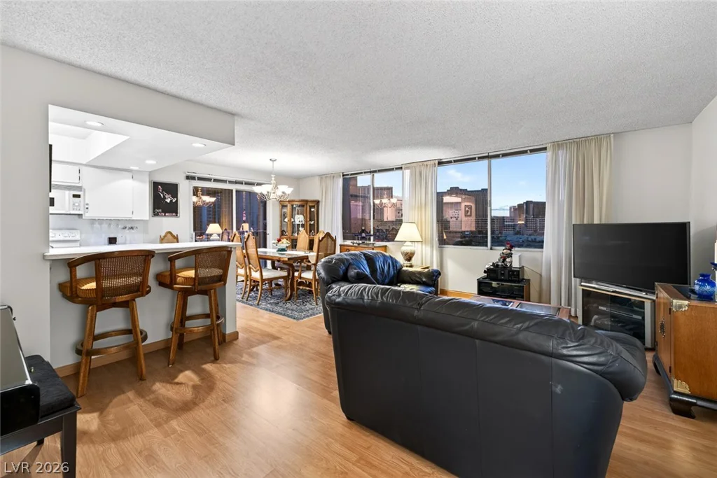 205 Harmon, Las Vegas, NV 89169
