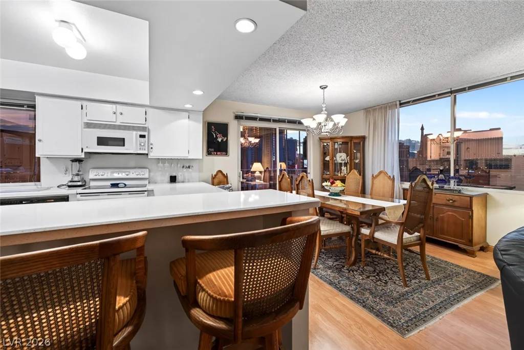 205 Harmon, Las Vegas, NV 89169