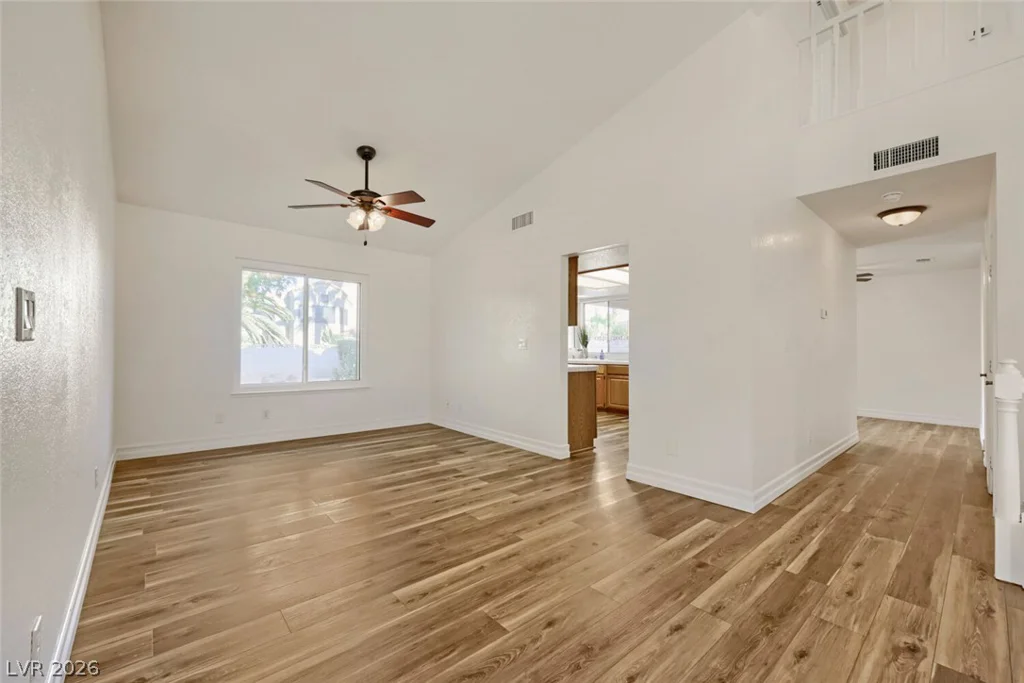 2105 Fountain Springs, Henderson, NV 89074