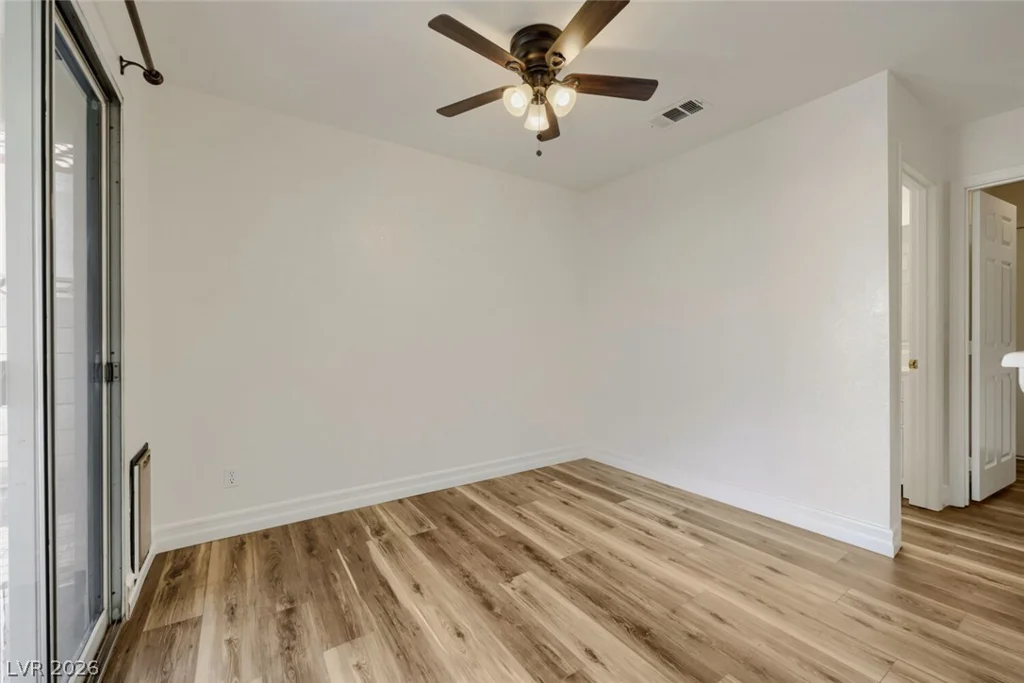 2105 Fountain Springs, Henderson, NV 89074