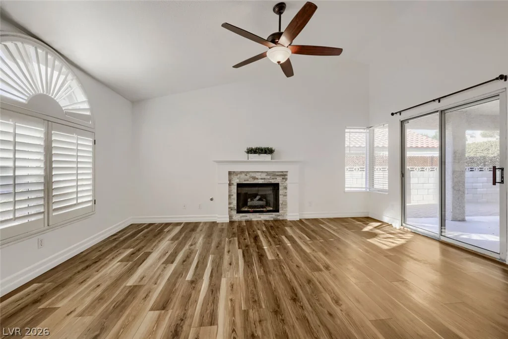 2105 Fountain Springs, Henderson, NV 89074