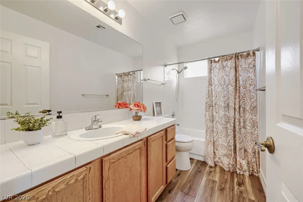 2105 Fountain Springs, Henderson, NV 89074