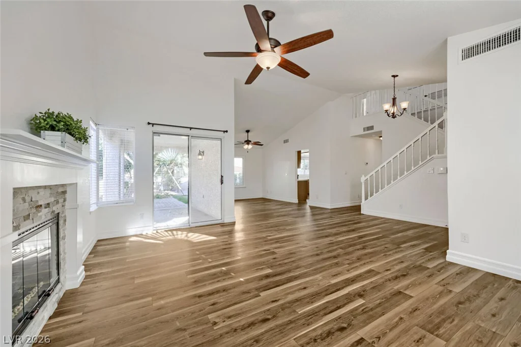 2105 Fountain Springs, Henderson, NV 89074