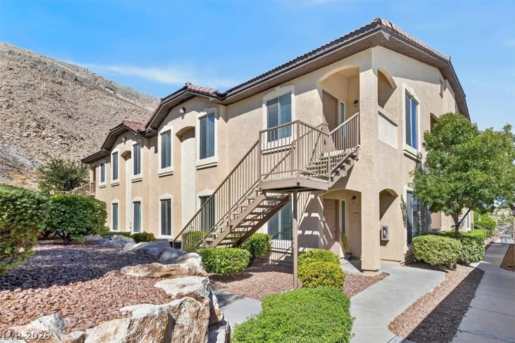 3575 Cactus Shadow, Las Vegas, NV 89129