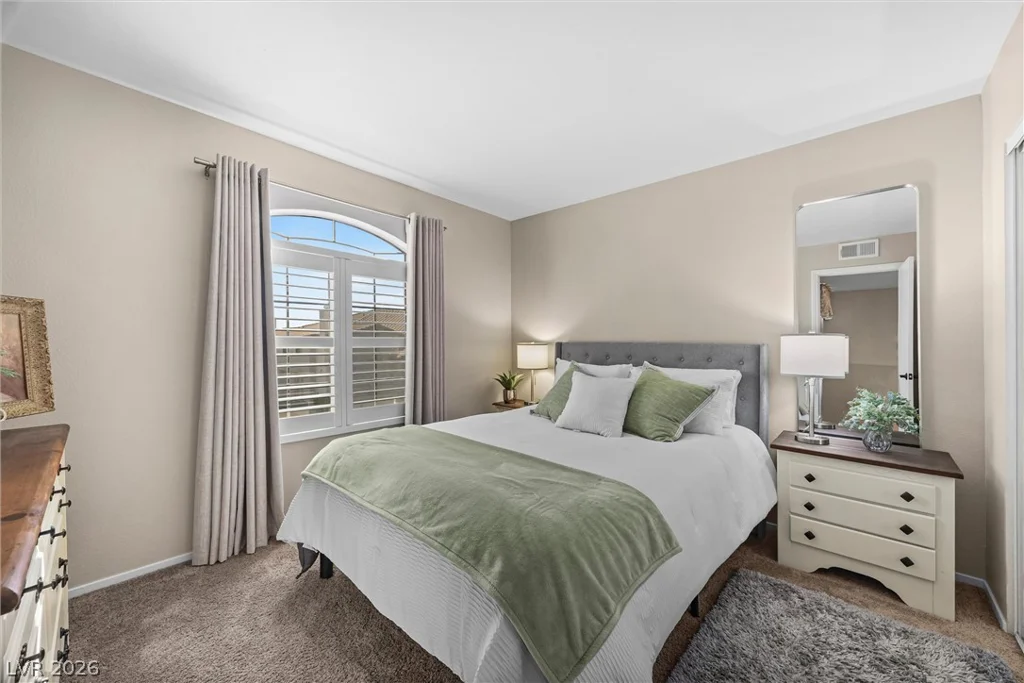 8212 Diamond Star, Las Vegas, NV 89145