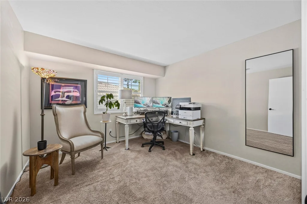 8212 Diamond Star, Las Vegas, NV 89145