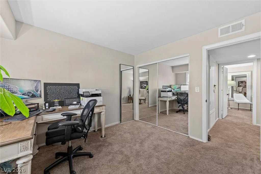 8212 Diamond Star, Las Vegas, NV 89145