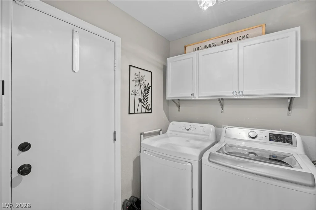 8212 Diamond Star, Las Vegas, NV 89145