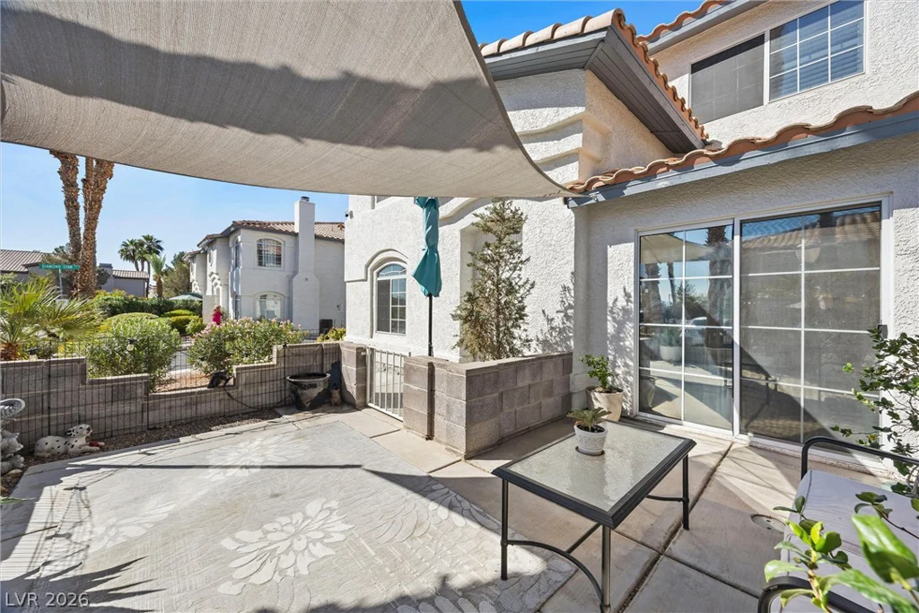 8212 Diamond Star, Las Vegas, NV 89145