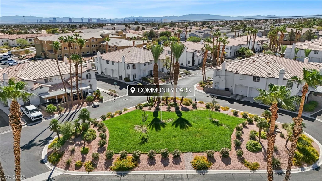 8212 Diamond Star, Las Vegas, NV 89145