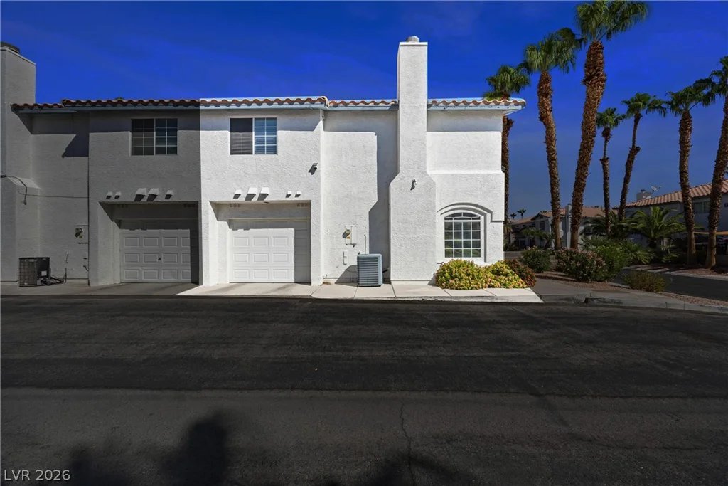 8212 Diamond Star, Las Vegas, NV 89145