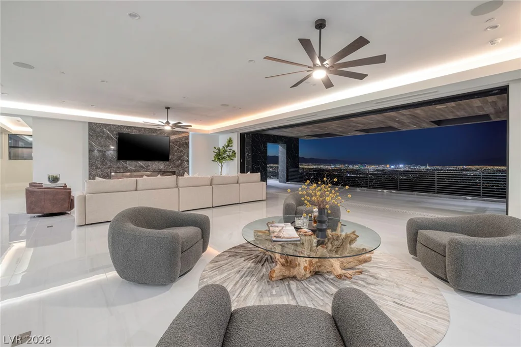 5 Sunset Strip, Henderson, NV 89012