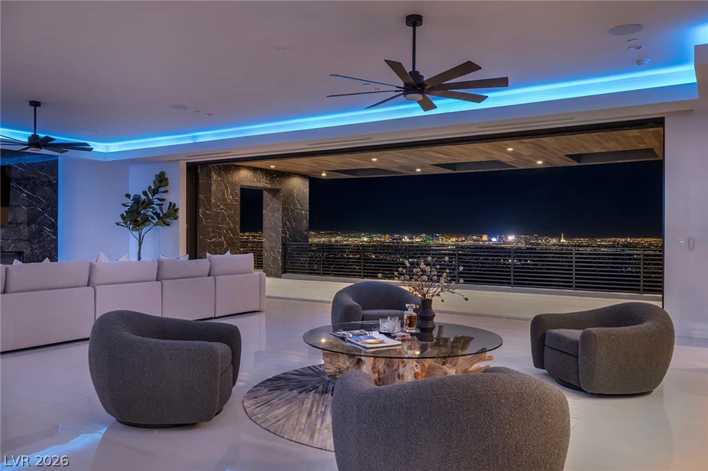 5 Sunset Strip, Henderson, NV 89012