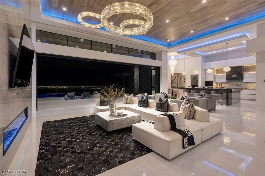 5 Sunset Strip, Henderson, NV 89012