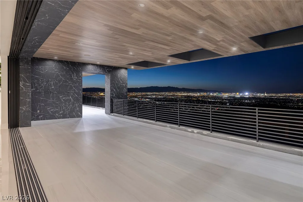 5 Sunset Strip, Henderson, NV 89012