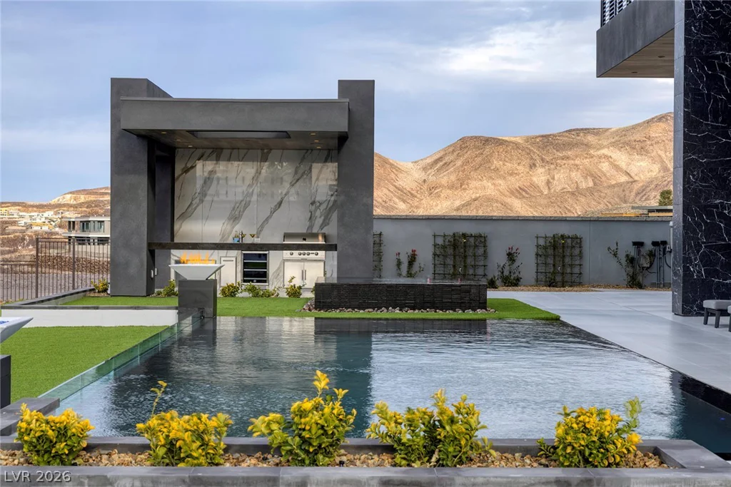 5 Sunset Strip, Henderson, NV 89012