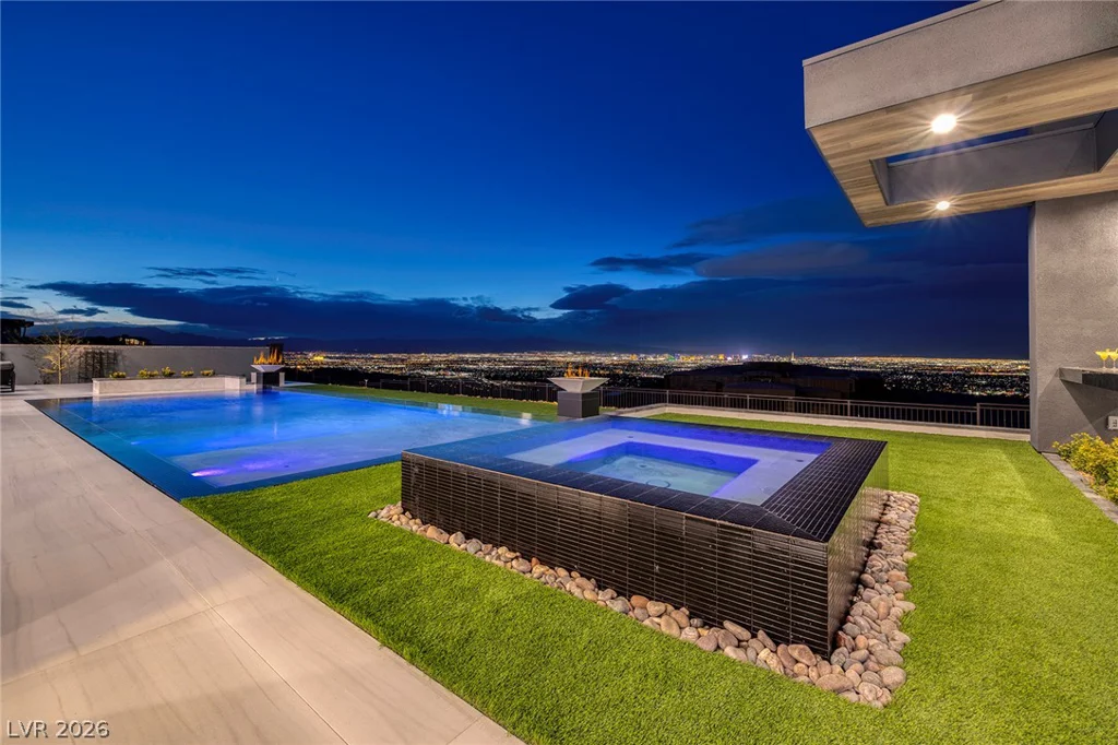 5 Sunset Strip, Henderson, NV 89012