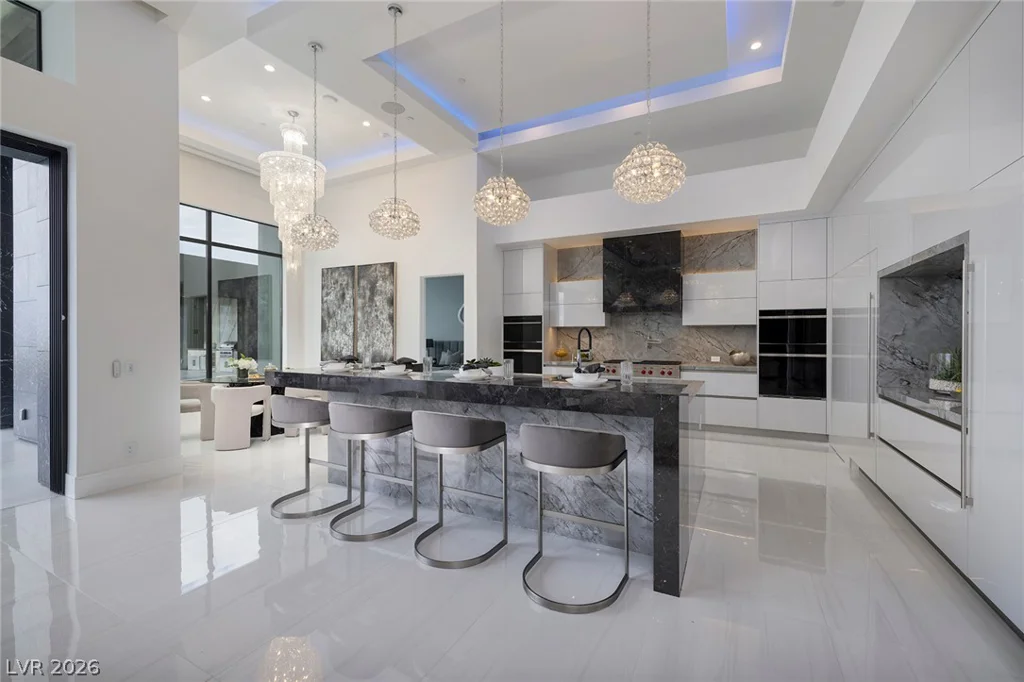 5 Sunset Strip, Henderson, NV 89012