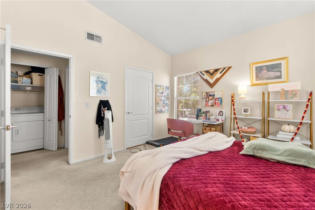 7628 Pacific Hills, Las Vegas, NV 89128