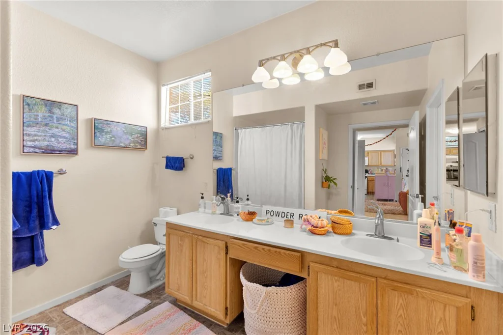 7628 Pacific Hills, Las Vegas, NV 89128
