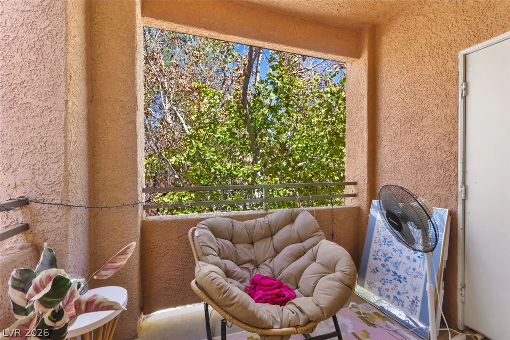 7628 Pacific Hills, Las Vegas, NV 89128
