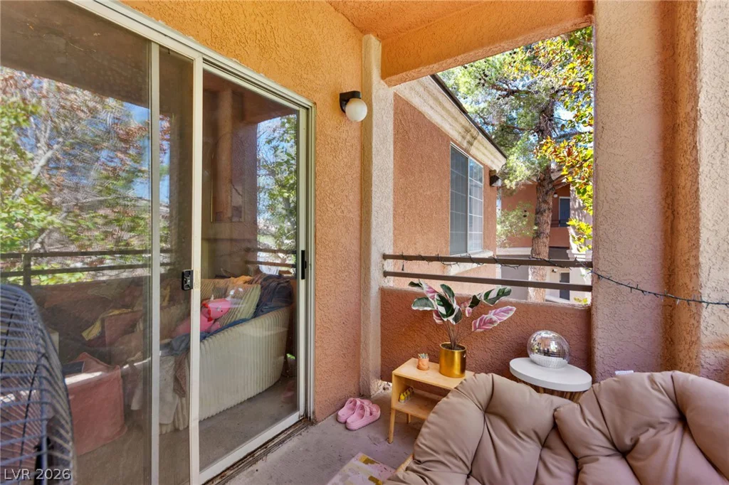 7628 Pacific Hills, Las Vegas, NV 89128