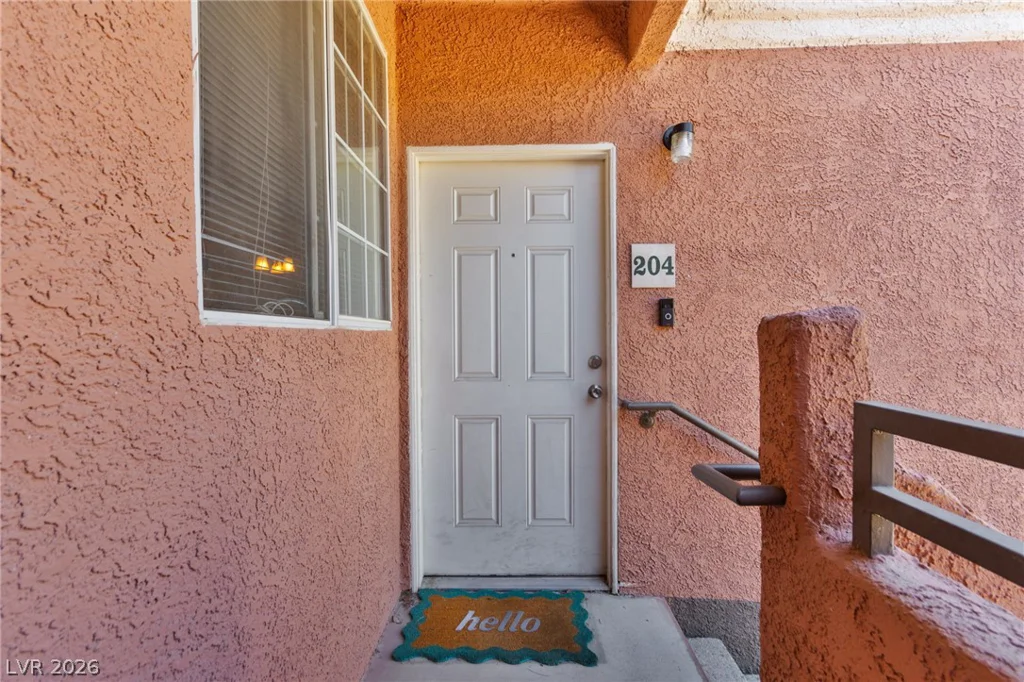 7628 Pacific Hills, Las Vegas, NV 89128