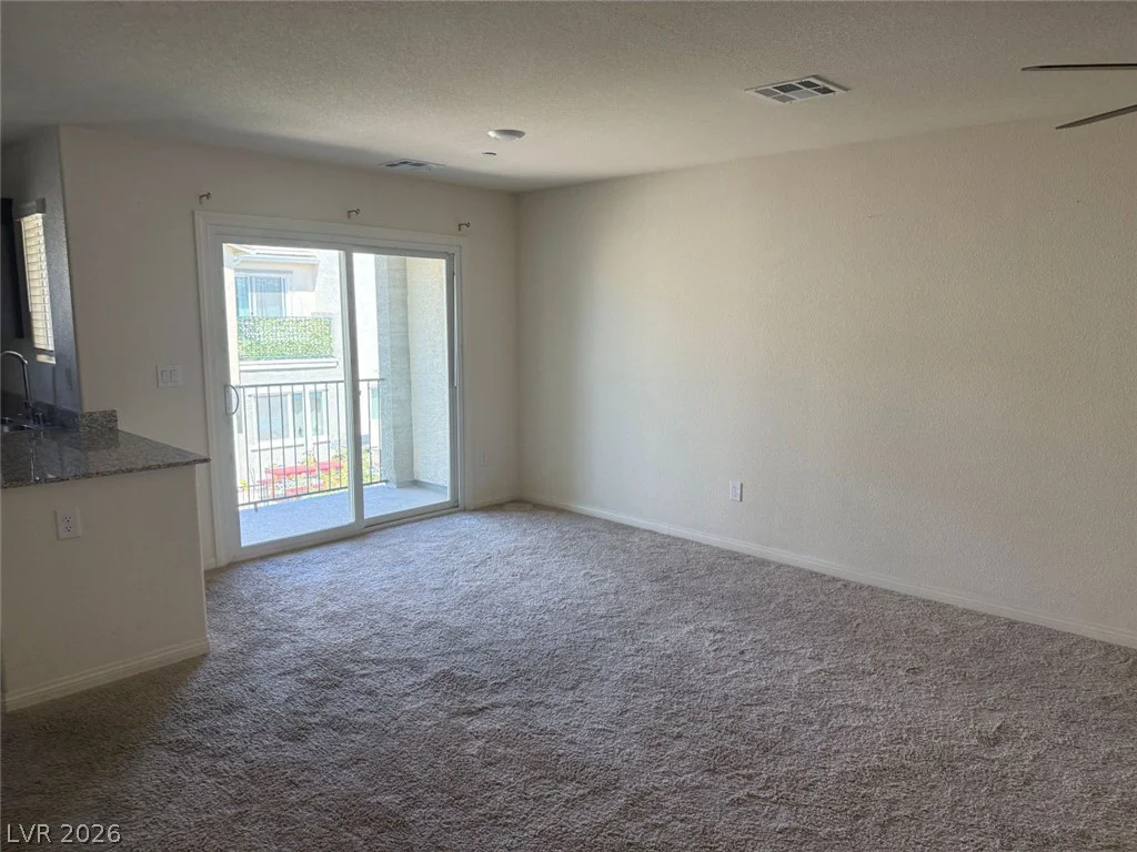 2642 Wimbledon White, North Las Vegas, NV 89086