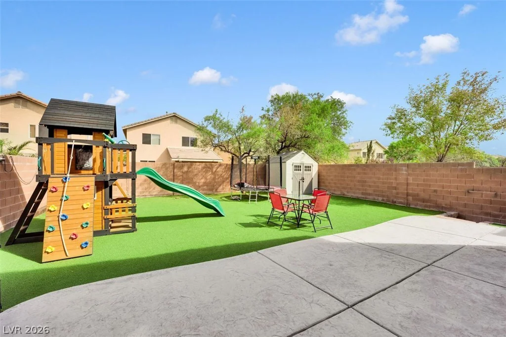 6940 Willow Warbler, North Las Vegas, NV 89084