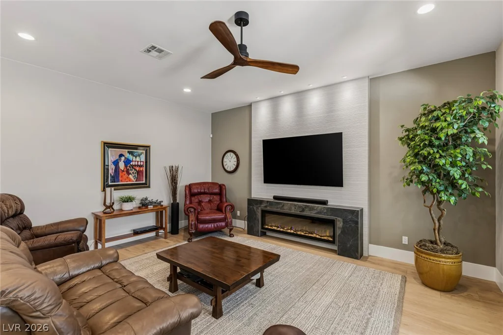 10713 Beringer, Las Vegas, NV 89144