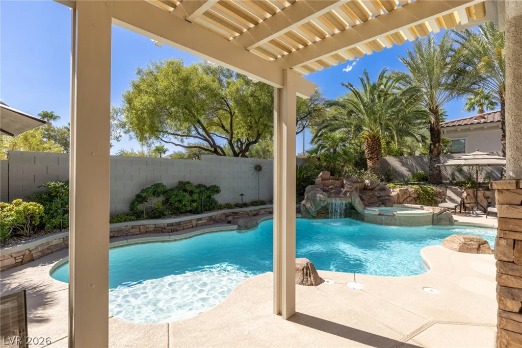 10713 Beringer, Las Vegas, NV 89144