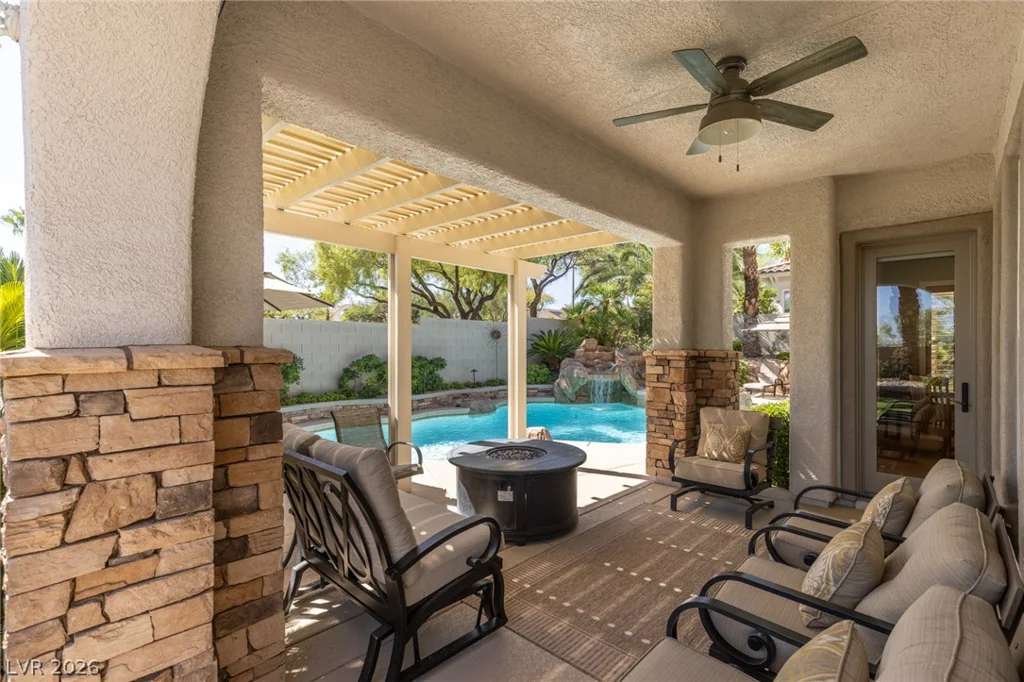 10713 Beringer, Las Vegas, NV 89144