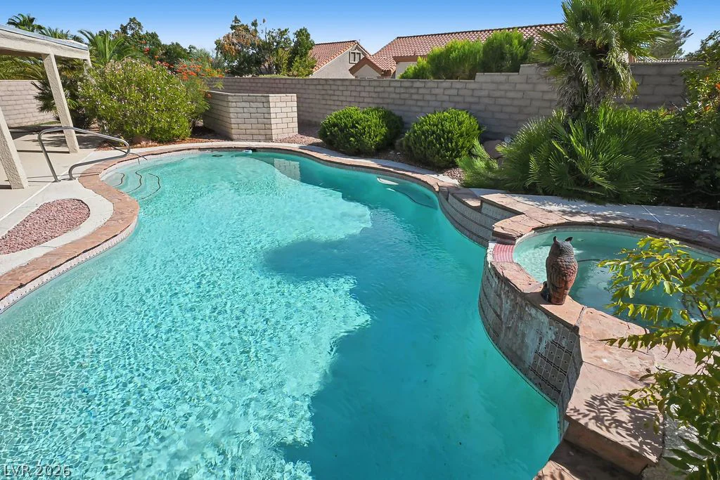2805 Bent Tree, Las Vegas, NV 89134