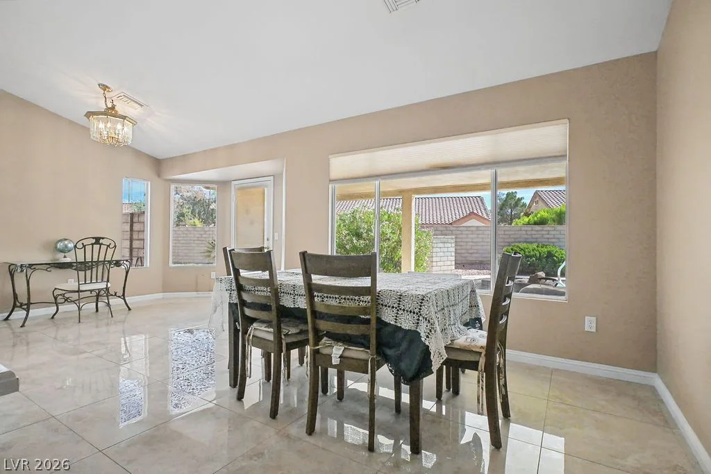 2805 Bent Tree, Las Vegas, NV 89134