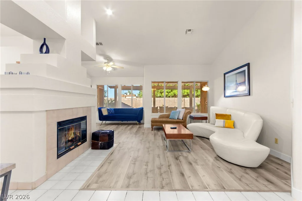 4708 Standing Bluff, Las Vegas, NV 89130