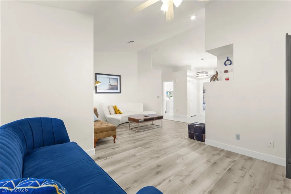 4708 Standing Bluff, Las Vegas, NV 89130