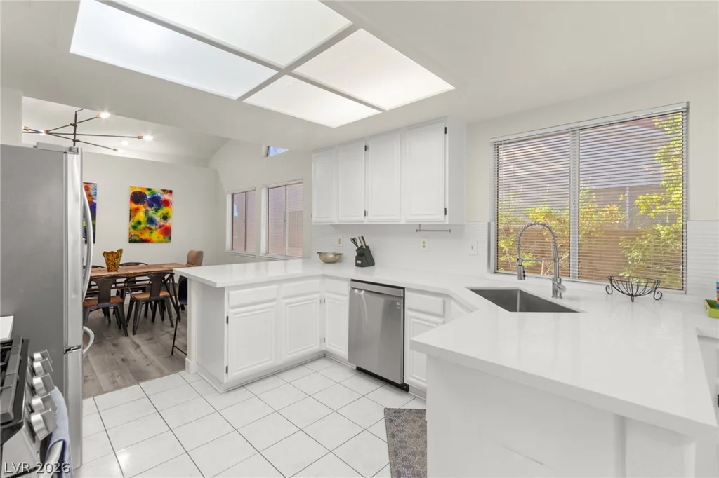 4708 Standing Bluff, Las Vegas, NV 89130