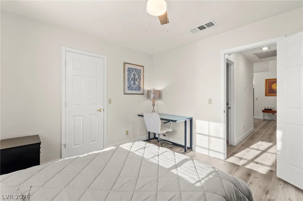 4708 Standing Bluff, Las Vegas, NV 89130