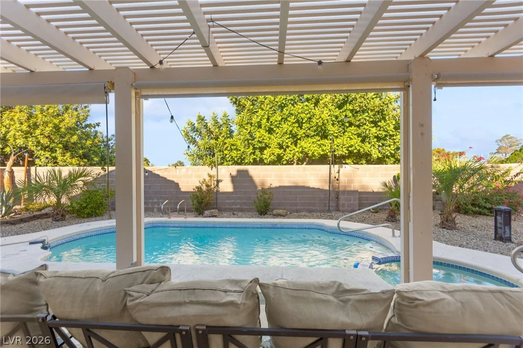 4708 Standing Bluff, Las Vegas, NV 89130